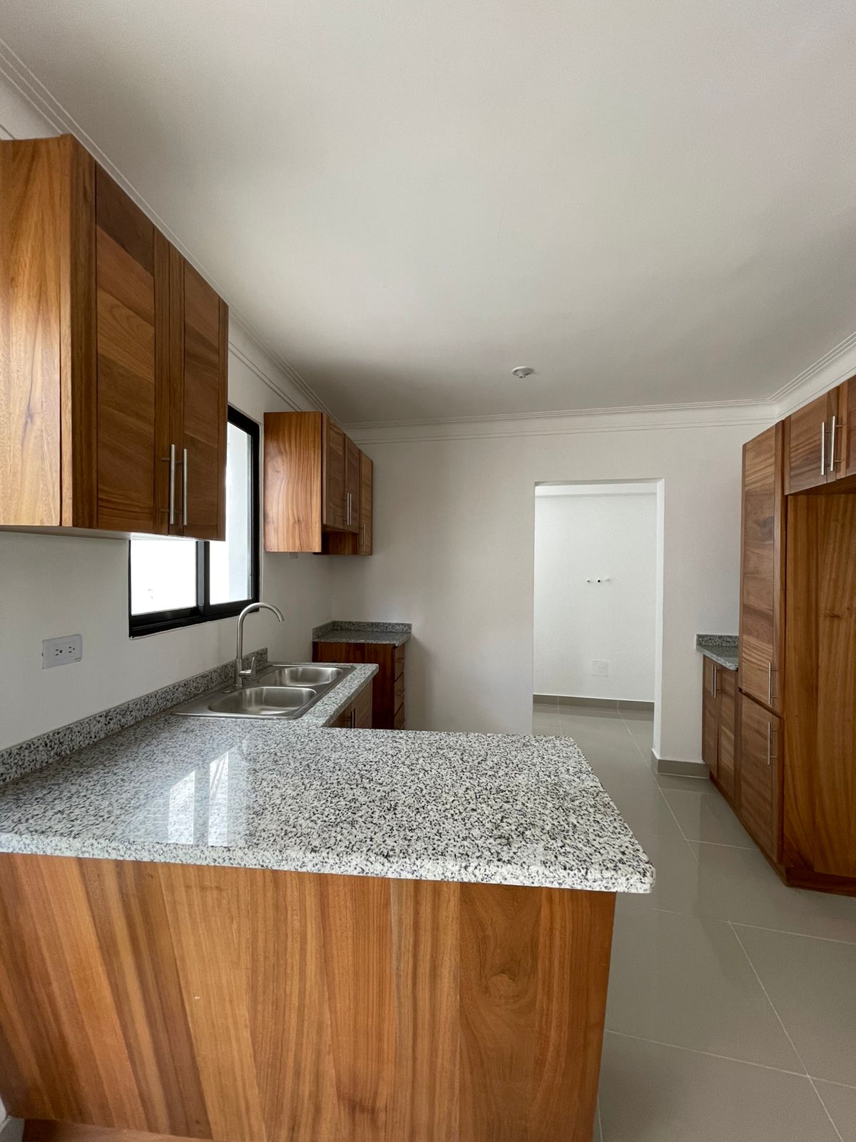 APARTAMENTO EN VENTA – JARDINES DEL SUR SANTIAGO Primer nivel con pati Foto 7277213-13.jpg