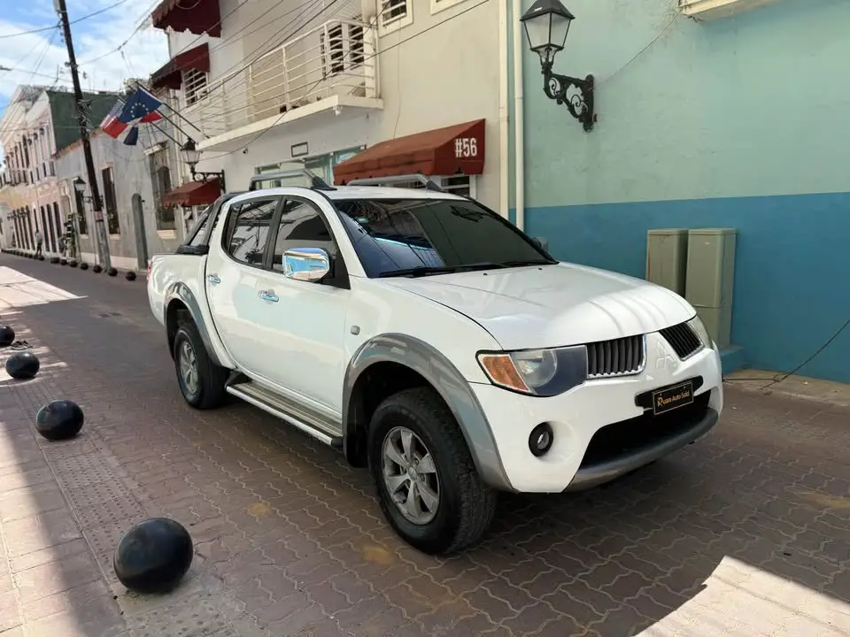 MITSUBISHI L200 2007 SPORTERO 4X4 DIESEL  Foto 7277227-1.jpg