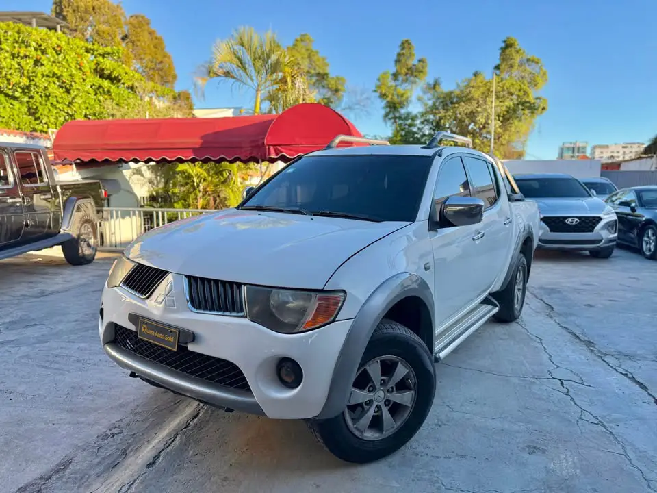 Mitsubishi L200 Sportero 2007 - DIESEL - 4X4 Foto 7277871-2.jpg