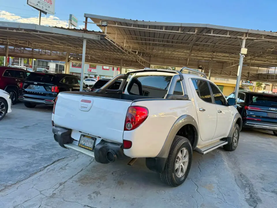 Mitsubishi L200 Sportero 2007 - DIESEL - 4X4 Foto 7277871-3.jpg