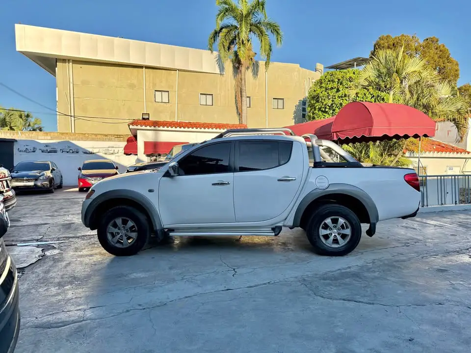 Mitsubishi L200 Sportero 2007 - DIESEL - 4X4 Foto 7277871-5.jpg