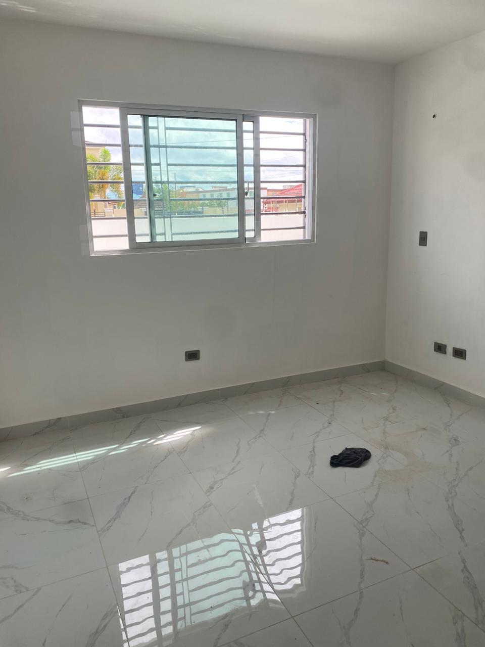 VENTA DE APARTAMENTO – 1ER NIVEL EN JARDINES DEL SUR SANTIAGO Foto 7277888-3.jpg