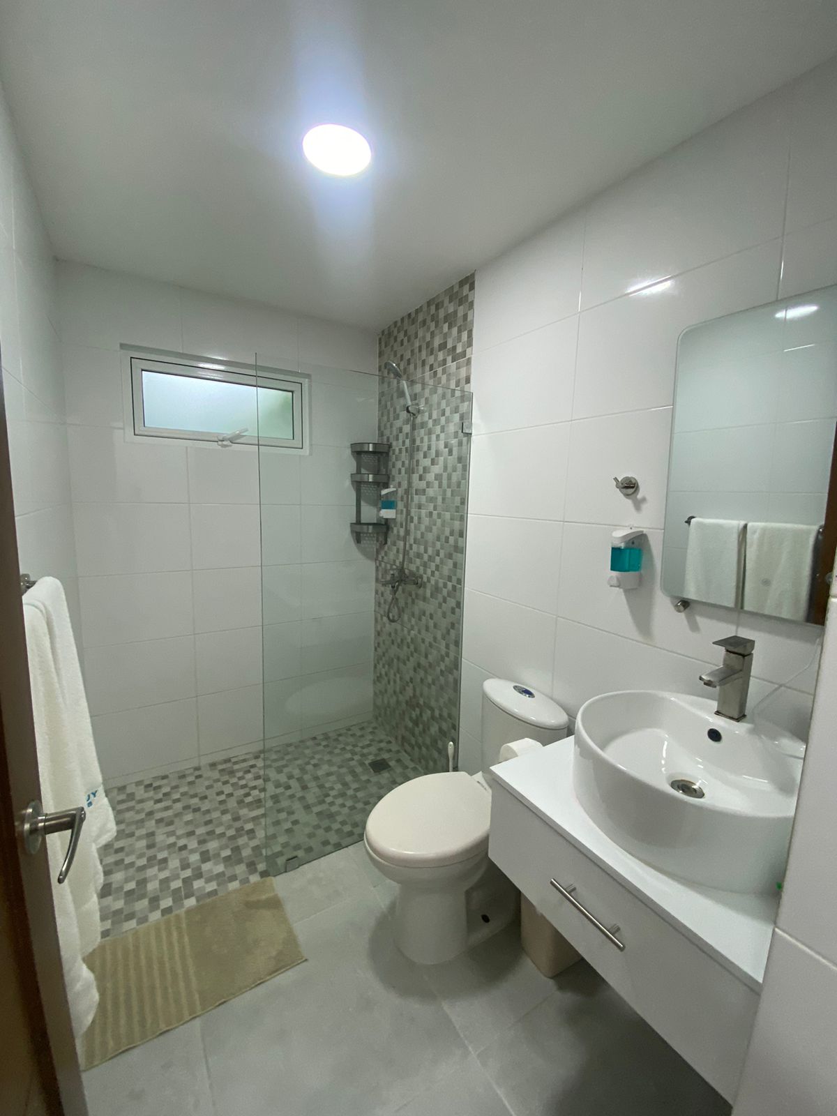 Vendo Hermoso Apartamento en Juan Dolió Foto 7278094-9.jpg