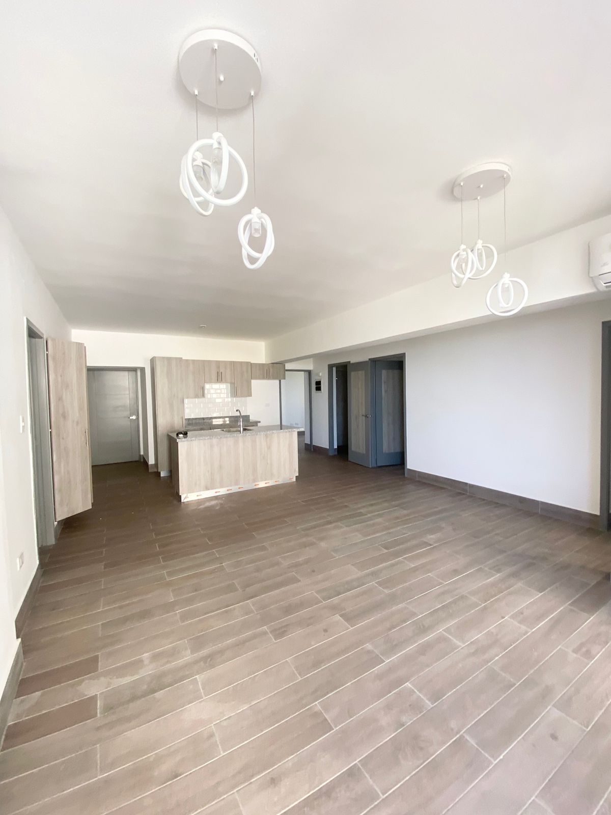 Vendo hermoso apartamento en JUAN DOLIO  Foto 7278099-5.jpg