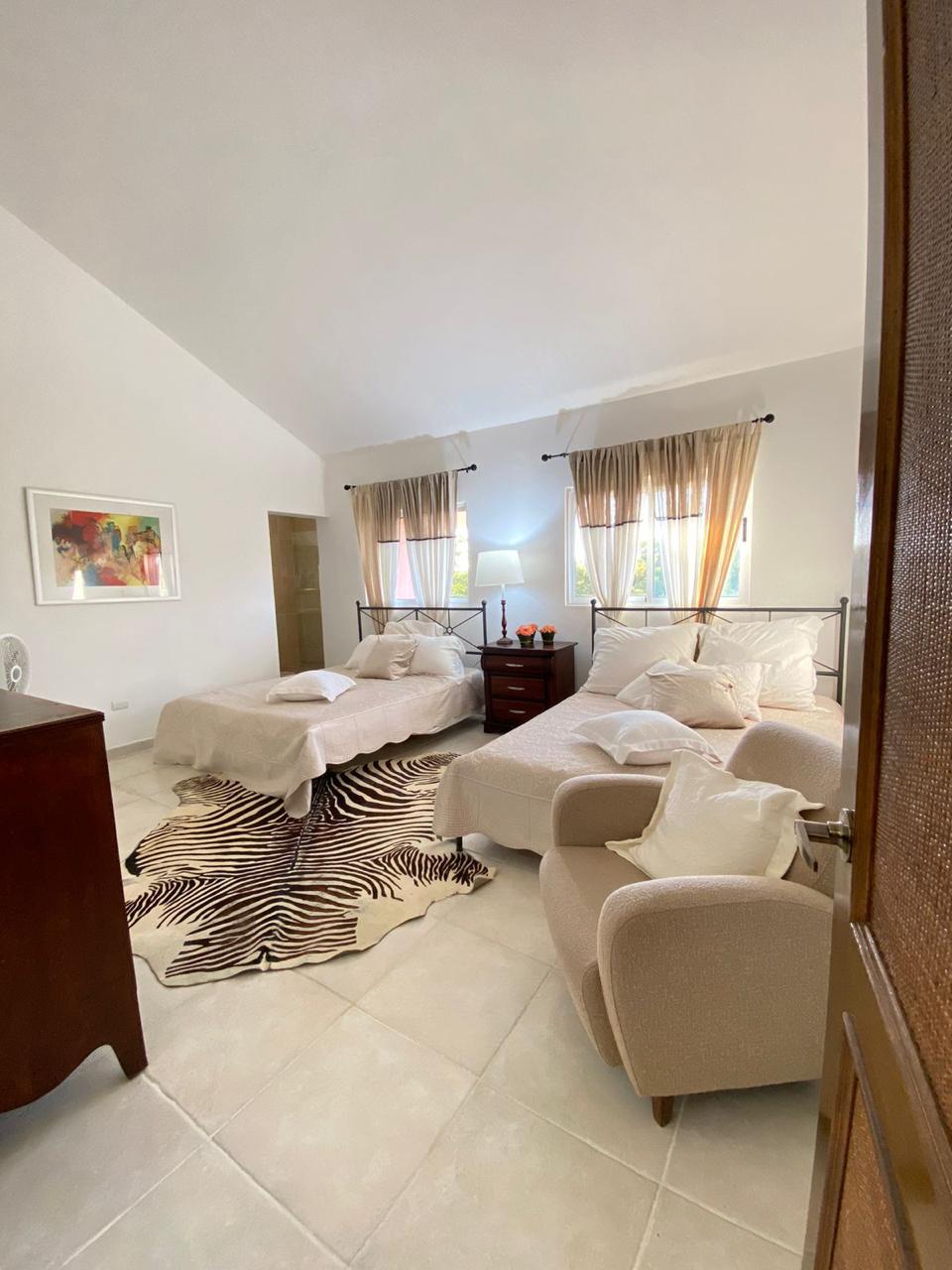 Vendo fabuloso apartamento Ubicado en Los Corales Guavaberry Golf  Cou Foto 7278103-13.jpg