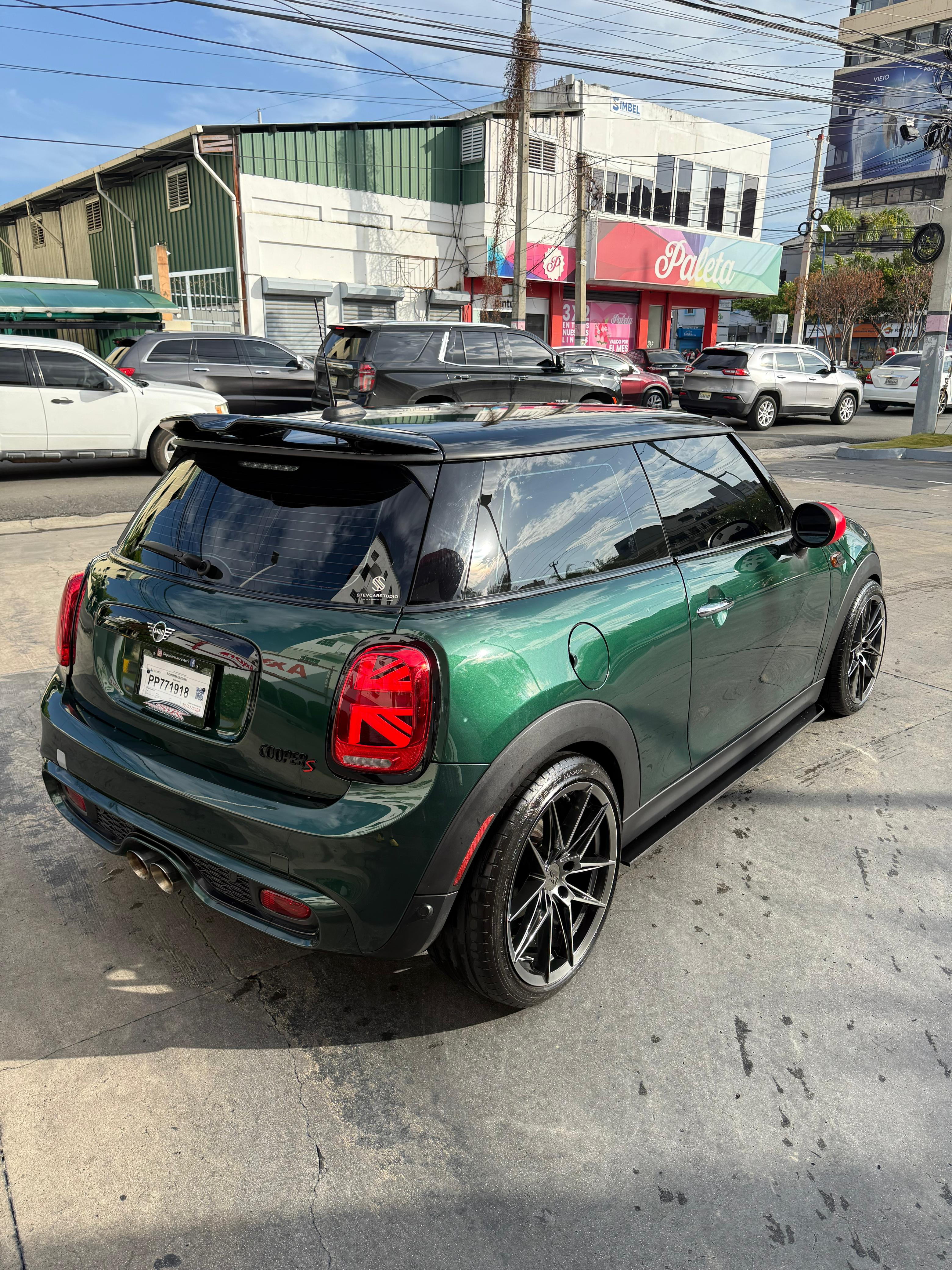 mini Cooper Hardtop 2019 CleanCarfax Foto 7278646-8.jpg