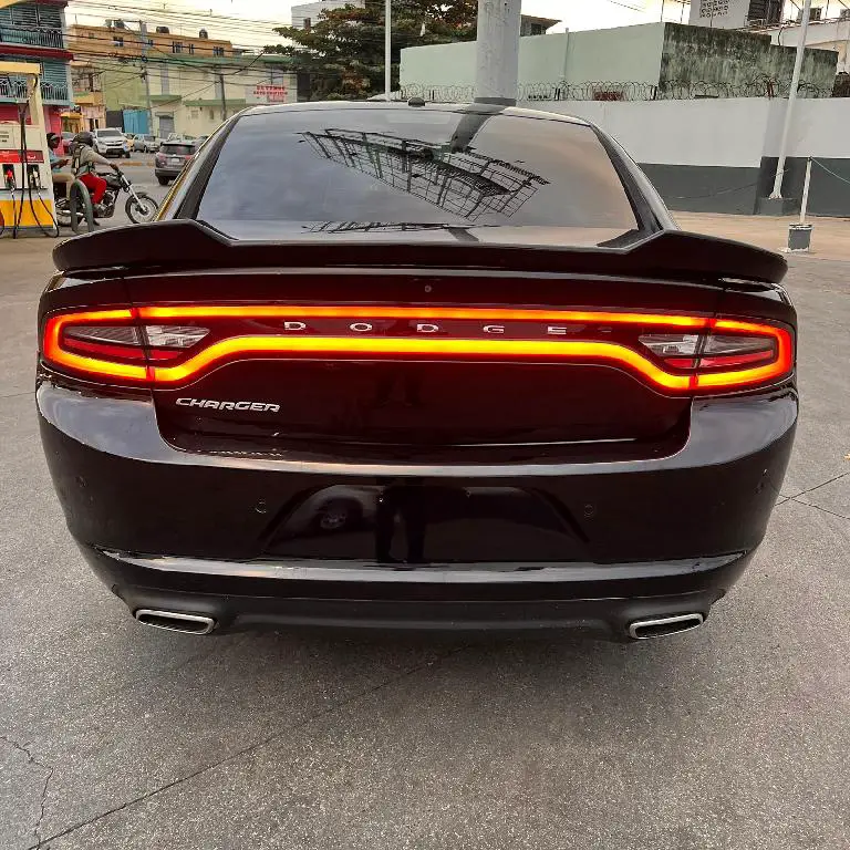 Dodge Charger SXT 2019 Foto 7278673-6.jpg
