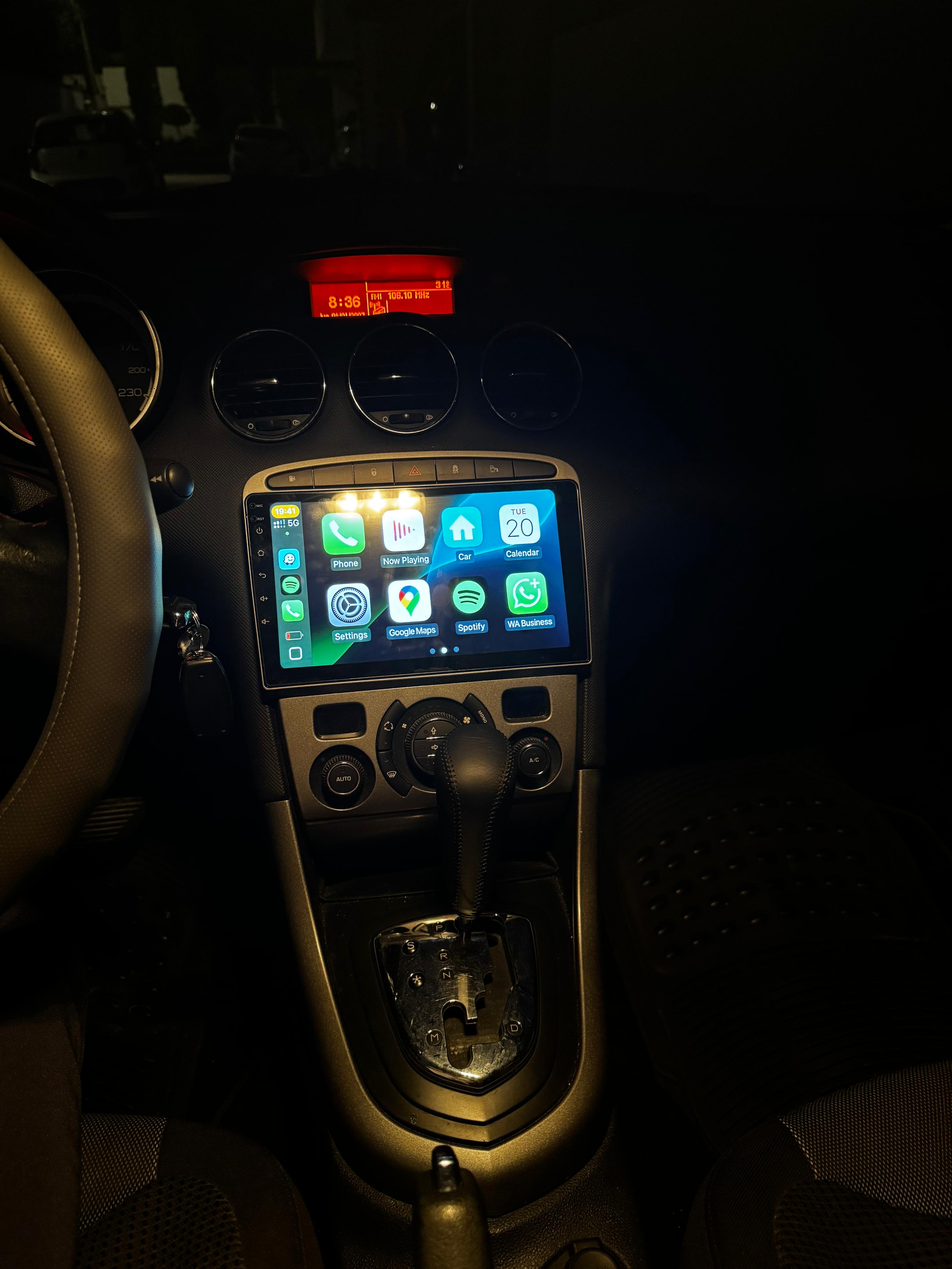 Peugeot 308 - 2013 Premium Foto 7278822-10.jpg