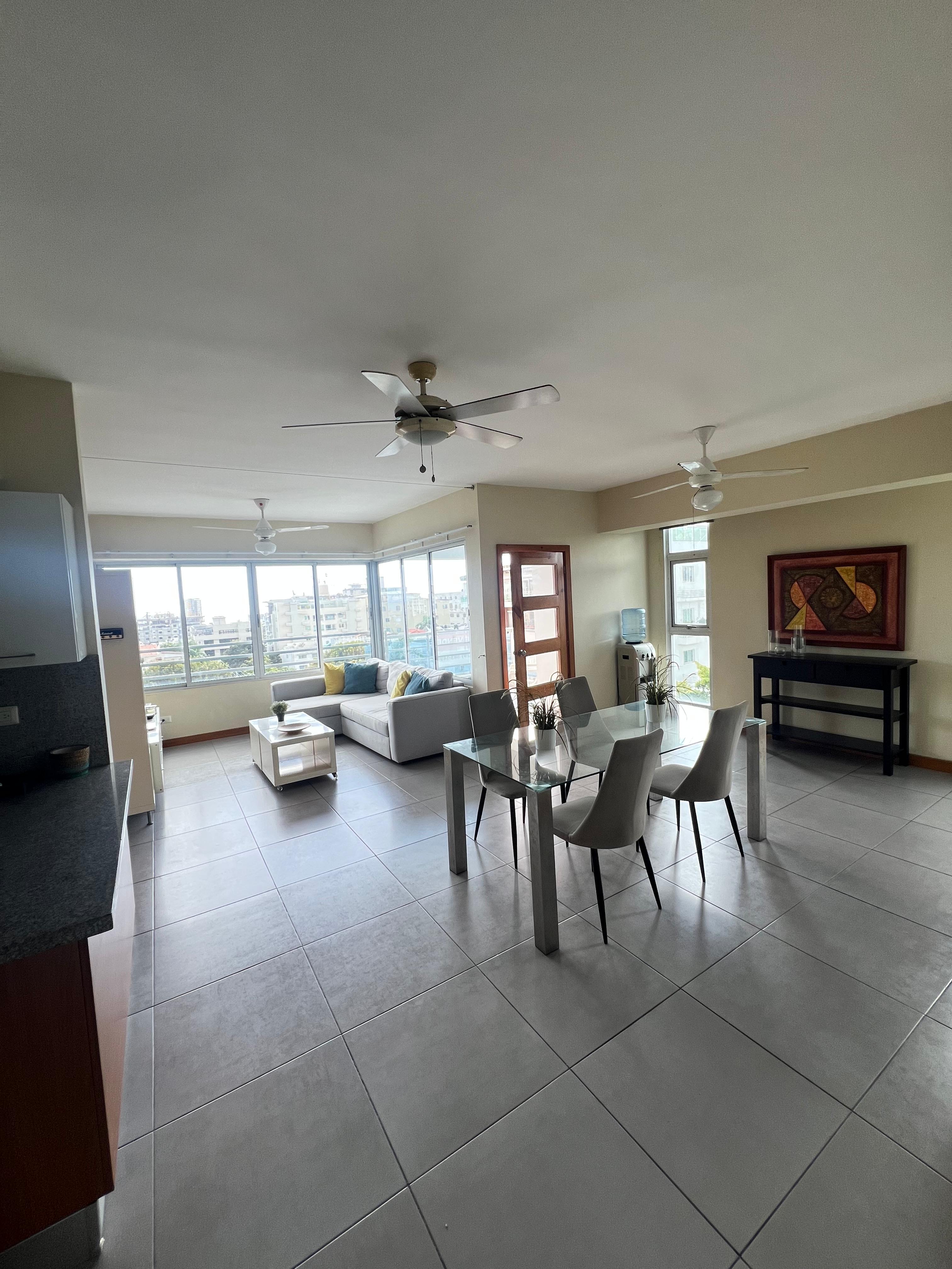 Venta Apartamento amueblado con vista al mar en Gazcue Foto 7278994-6.jpg