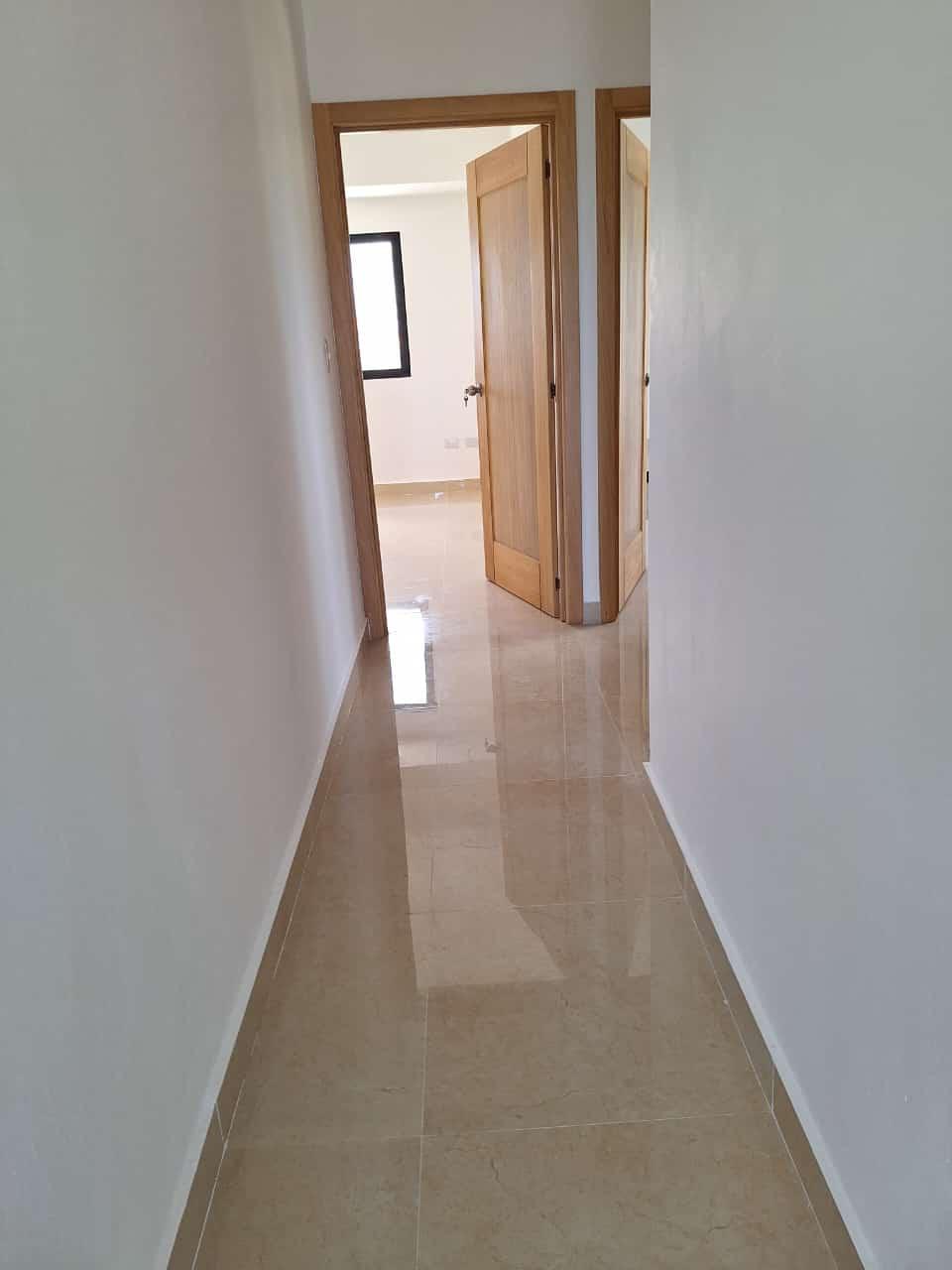 Apartamento de 3 Habitaciones en Venta en la Av. Ecológica.  Foto 7279062-3.jpg