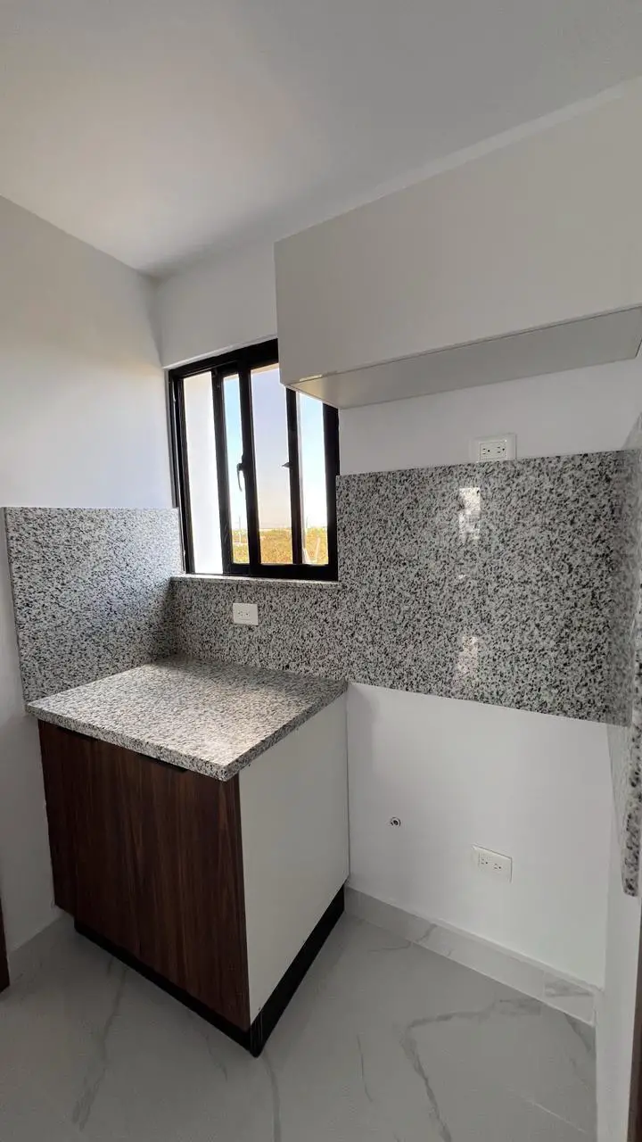 Apartamento de 3 Habitaciones en Venta en la Av. Ecológica.  Foto 7279064-10.jpg