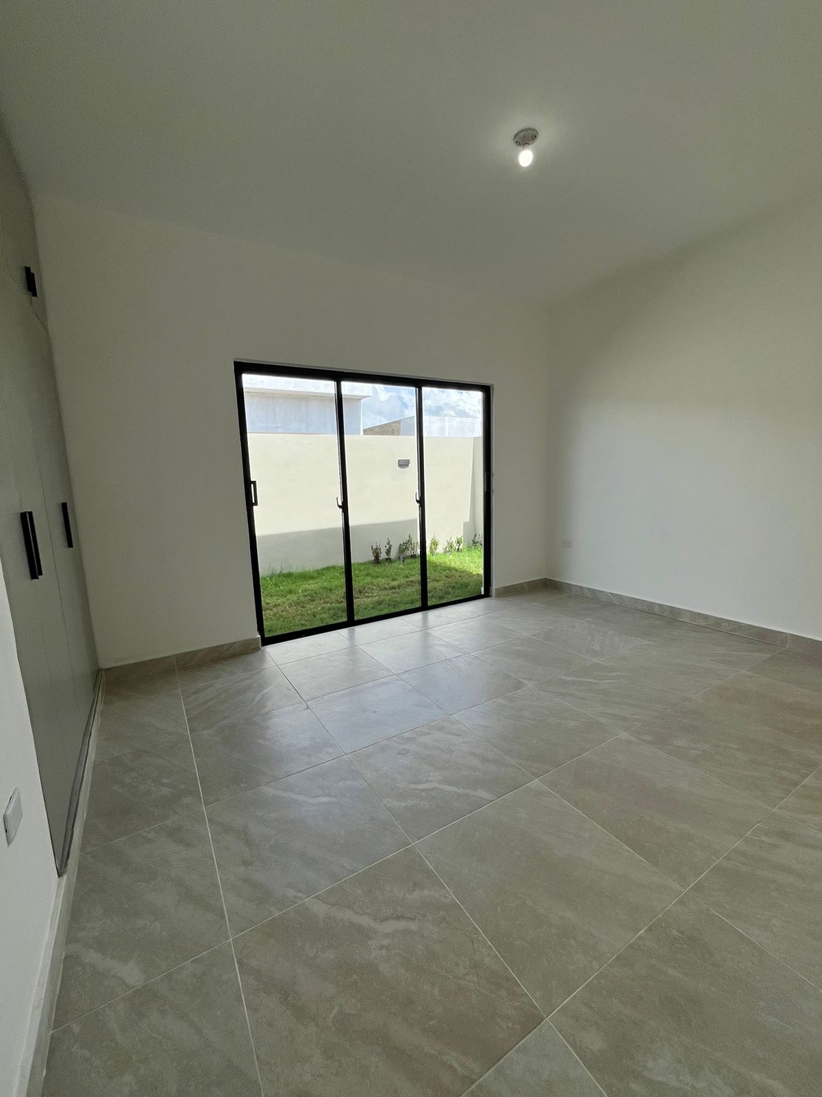 Casa de 3 Habitaciones en Venta en la Av. Ecológica.  Foto 7279065-2.jpg