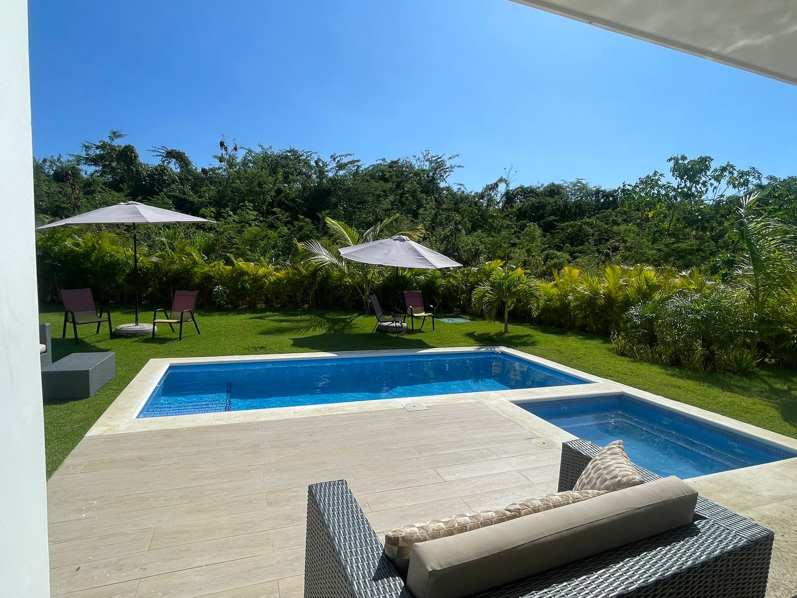 Vendo hermosa villa en Playa Nueva Romana  Foto 7279317-15.jpg