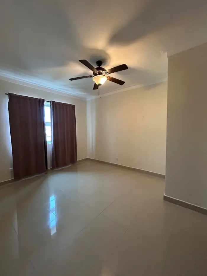 Venta de amplio Apartamento  el Renacimiento Piso alto  Foto 7279510-6.jpg