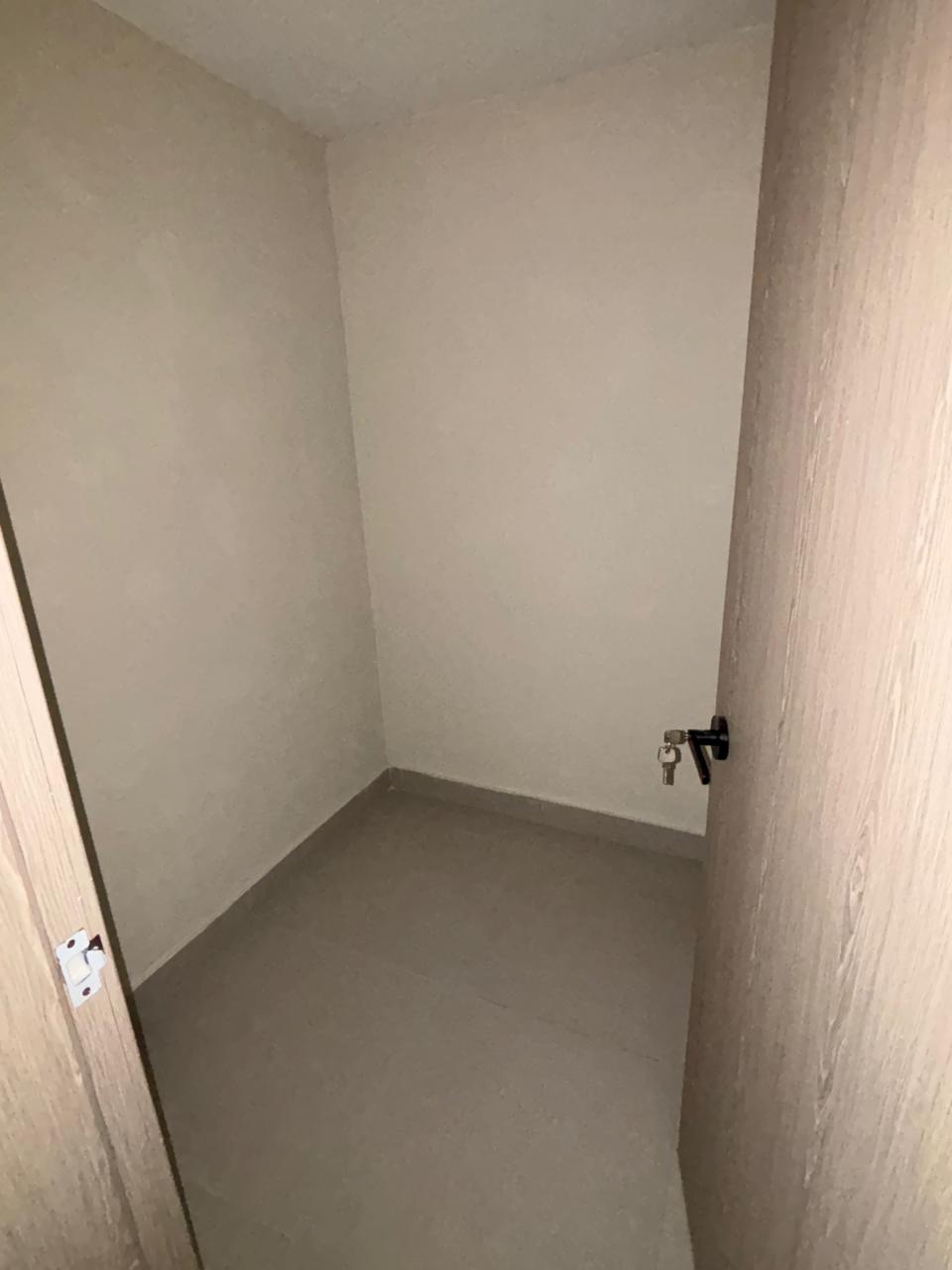 Venta de Moderno Apartamento en Evaristo Morales Foto 7279524-8.jpg