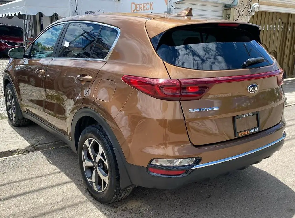 KIA SPORTAGE LX 2020 Foto 7279556-2.jpg