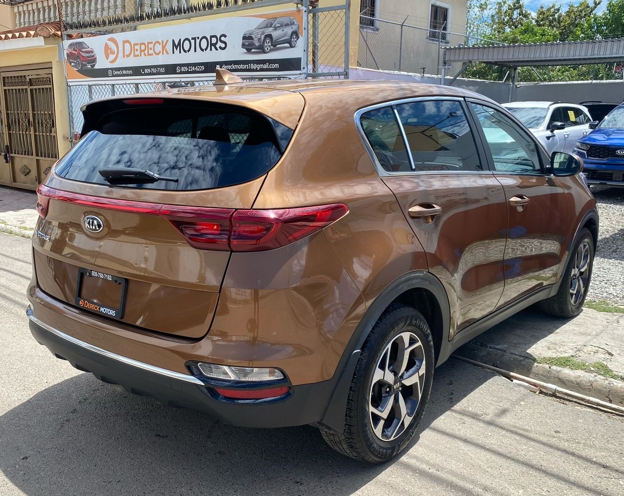 KIA SPORTAGE LX 2020 Foto 7279556-4.jpg