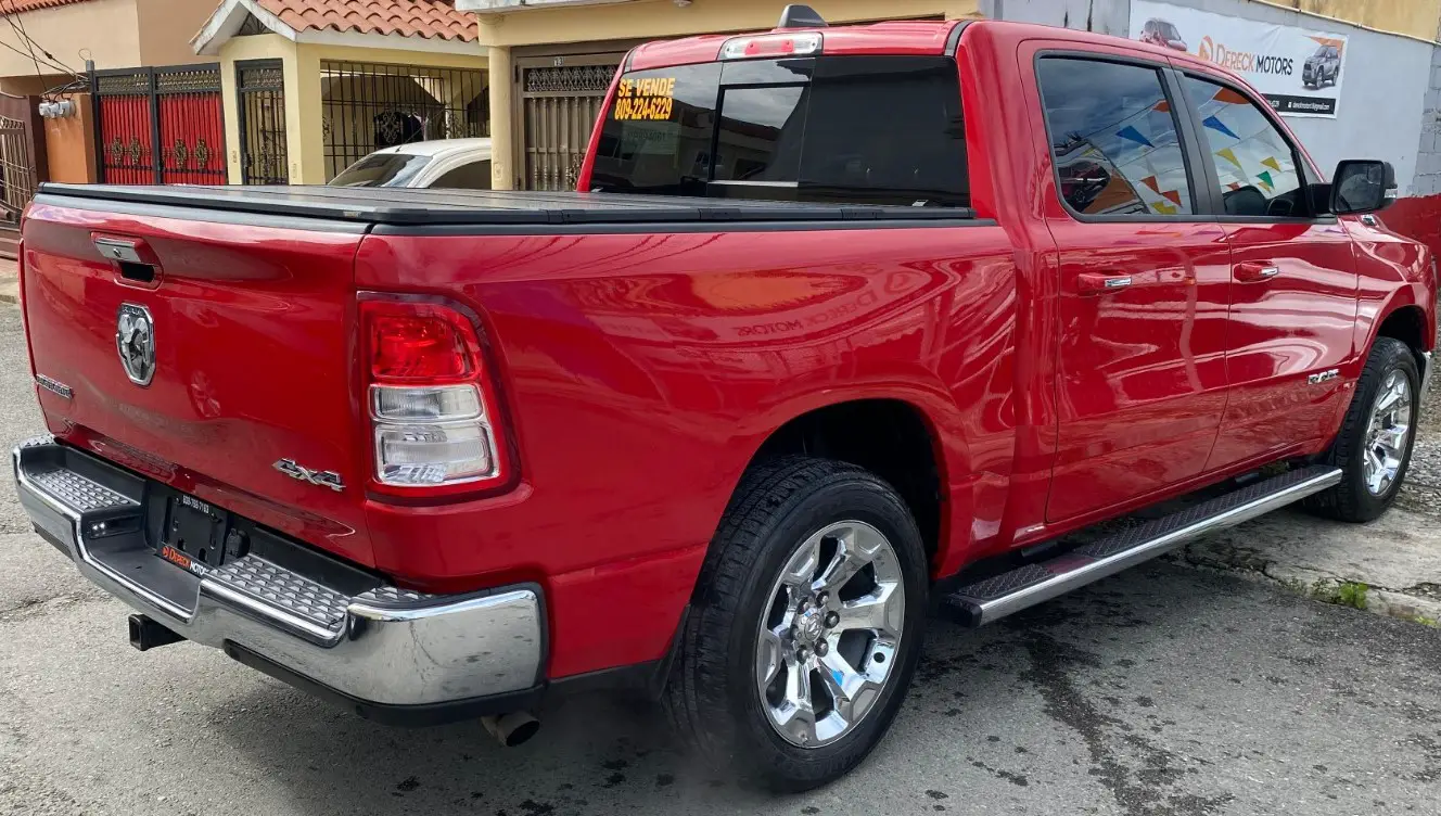 DODGE RAM 1500 BIGHORN 2019 Foto 7279565-4.jpg
