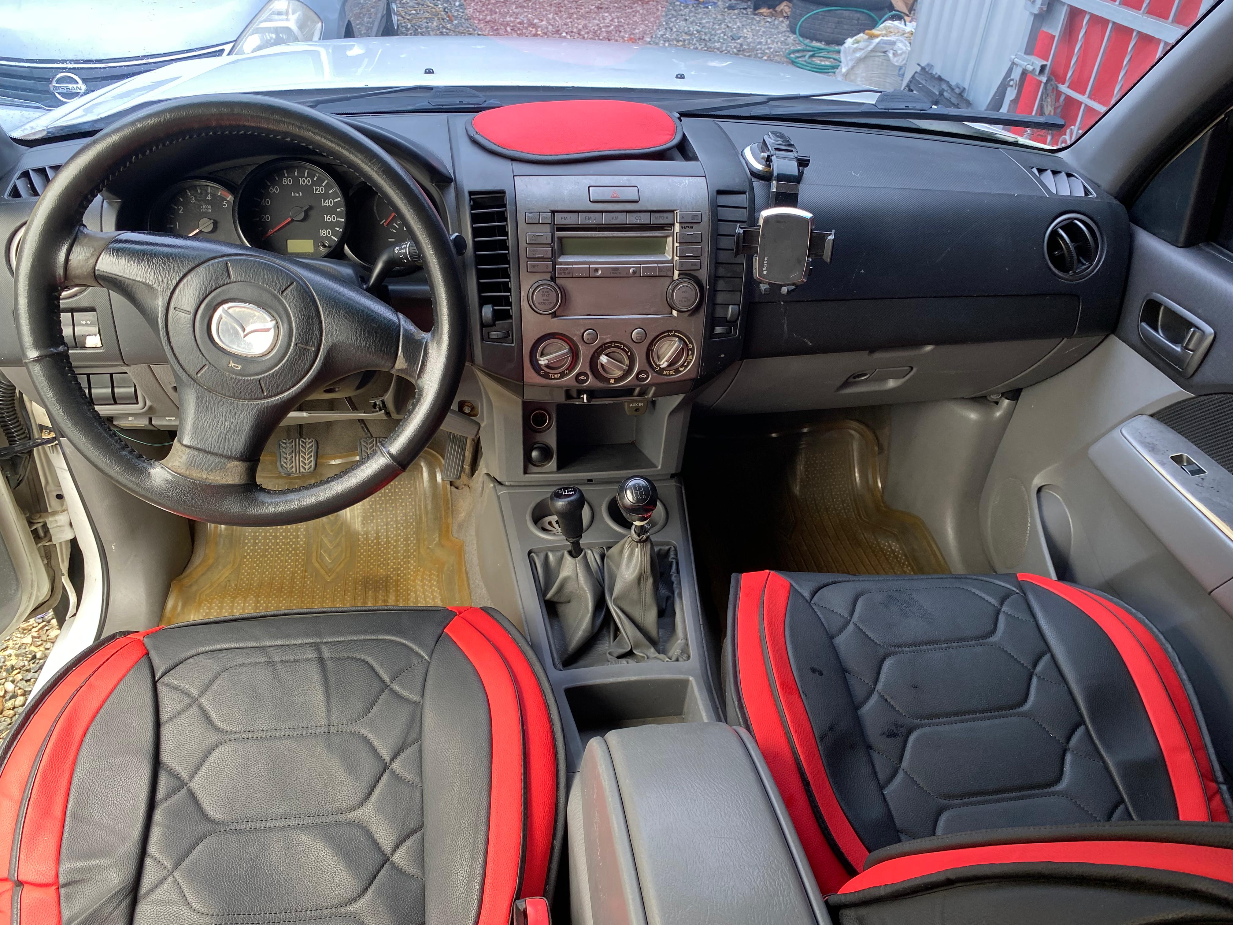 MAZDA BT 50 2013 Foto 7279567-7.jpg