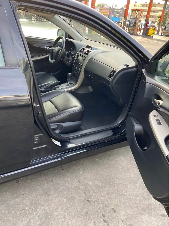 Toyota corolla S 2013  Muy buenas condiciones . Sin detalles Foto 7279653-2.jpg