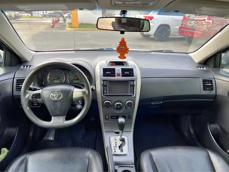 Toyota corolla S 2013  Muy buenas condiciones . Sin detalles Foto 7279653-3.jpg