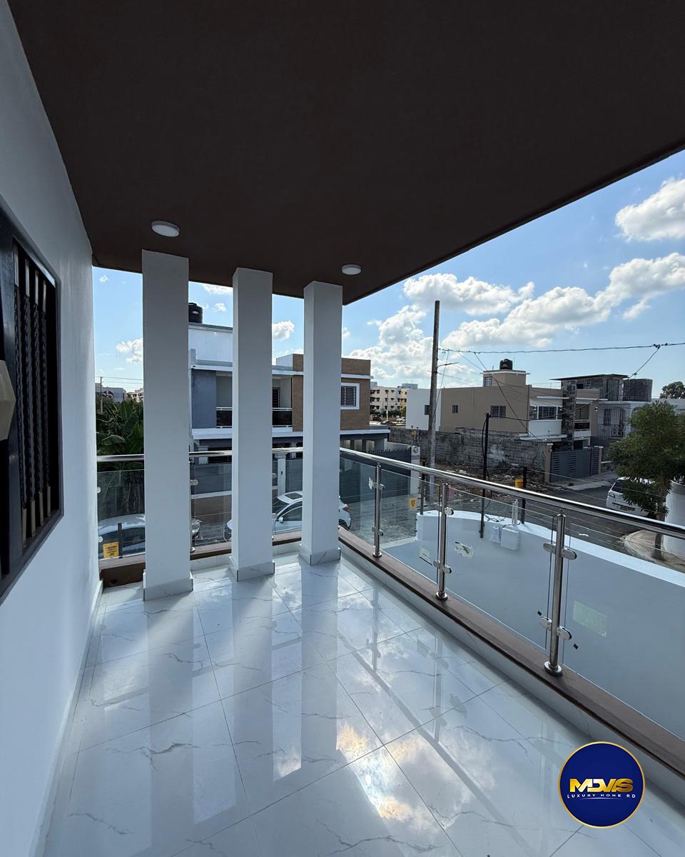 Se vende Casa moderna con patio y piscina ubicada en Prado Oriental  4 Foto 7279746-9.jpg