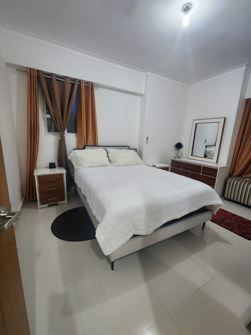 Apartamento Amueblado en Alquiler – Los Cacicazgos Santo Domingo  Vive Foto 7279869-5.jpg