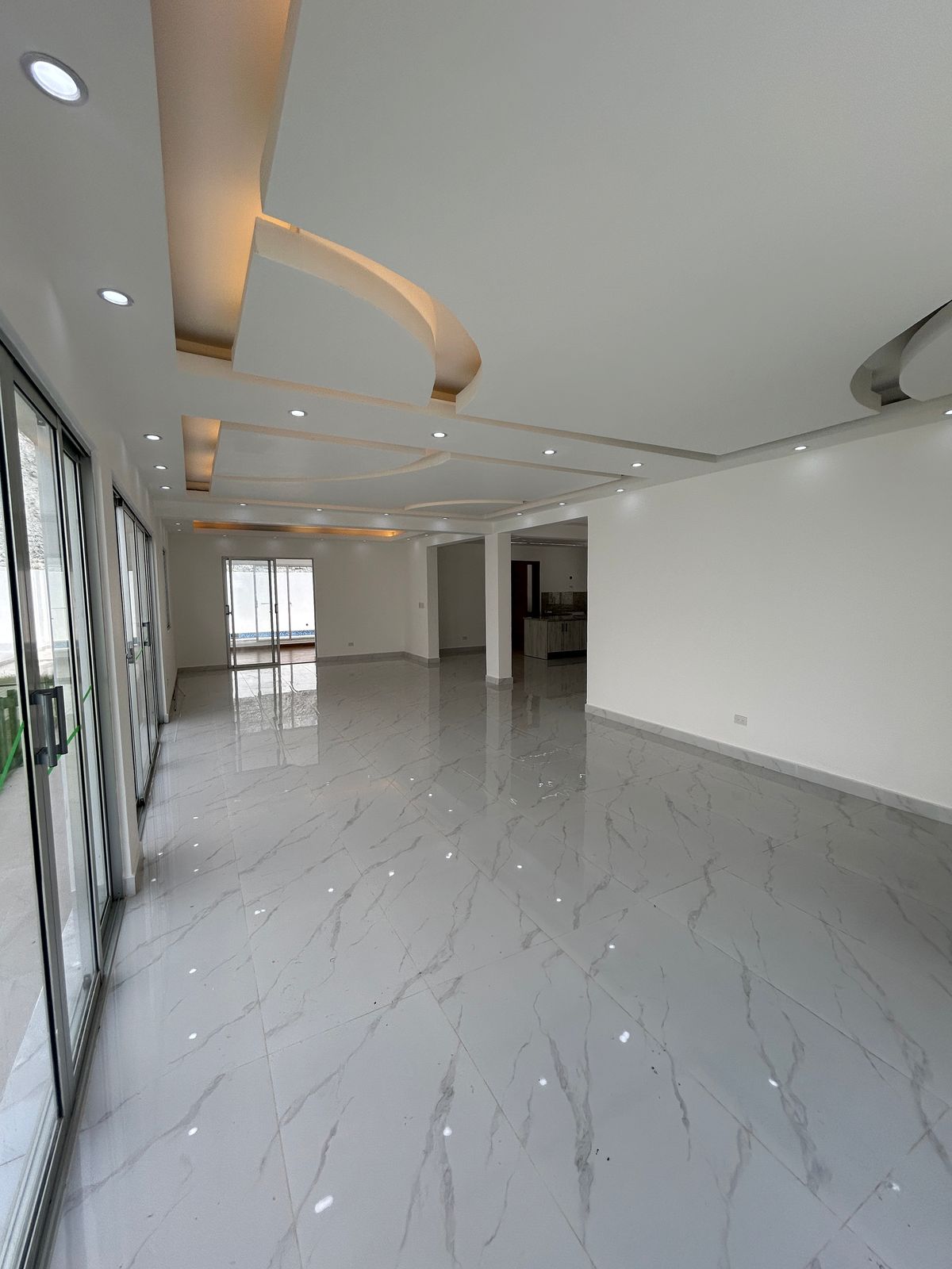 Presentamos una elegante casa en una excelente ubicación en Altos de A Foto 7279887-4.jpg