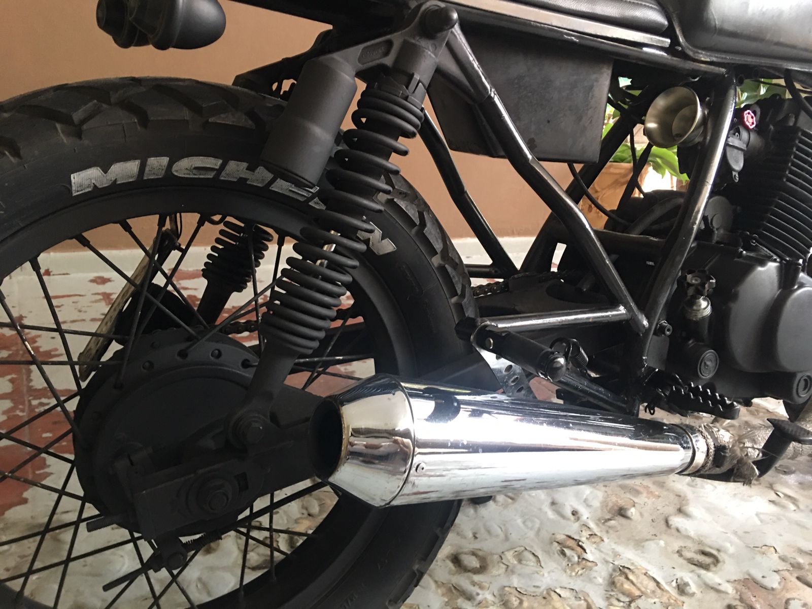 Motocicleta Yamaha Cafe Racer 250cc  Foto 7281029-10.jpg
