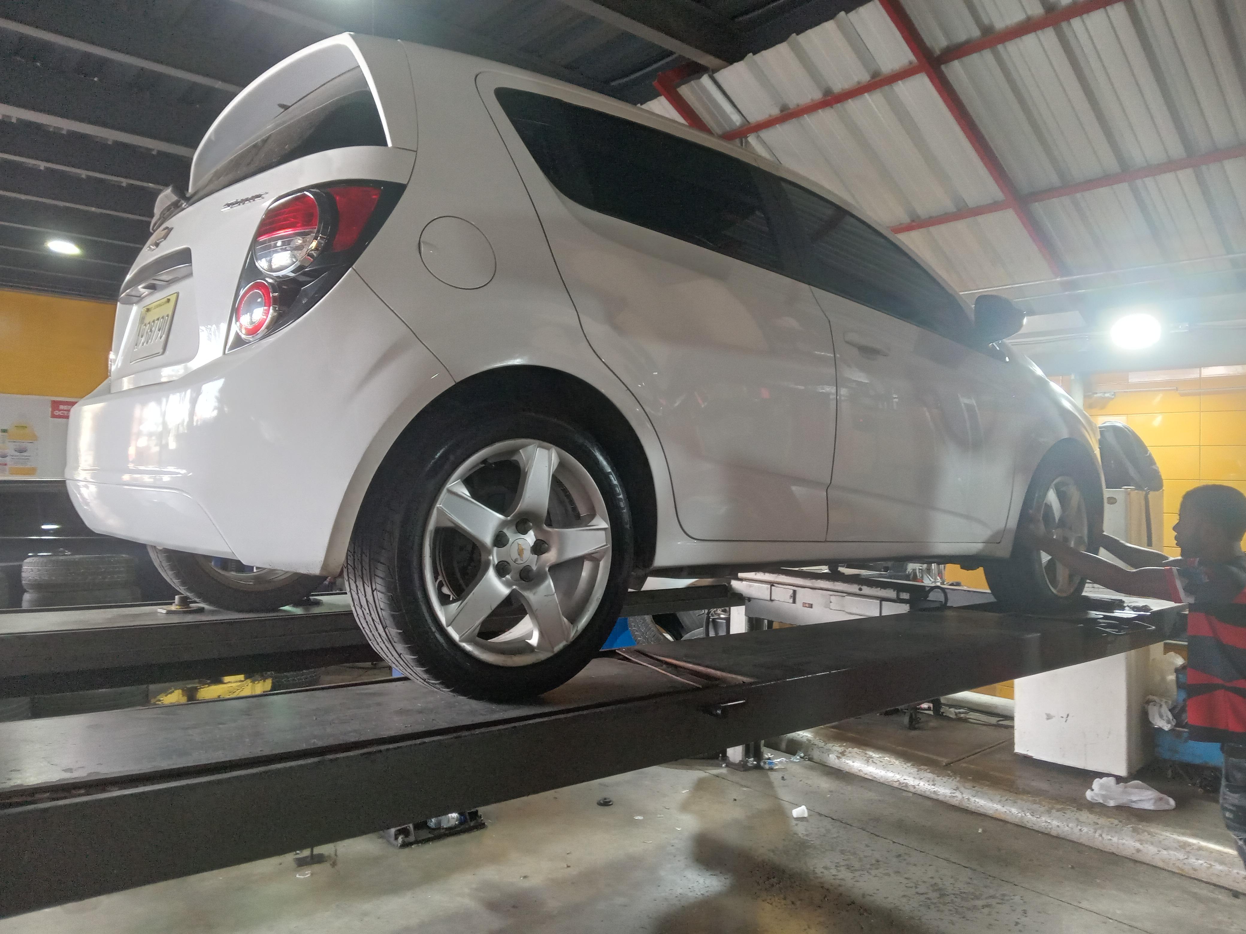 Chevy Sonic LS Hatchback 2015 Manual  Foto 7281031-10.jpg