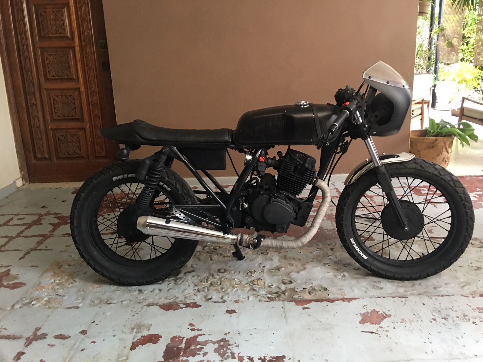 Motocicleta Yamaha Cafe Racer 250cc  Foto 7281244-2.jpg