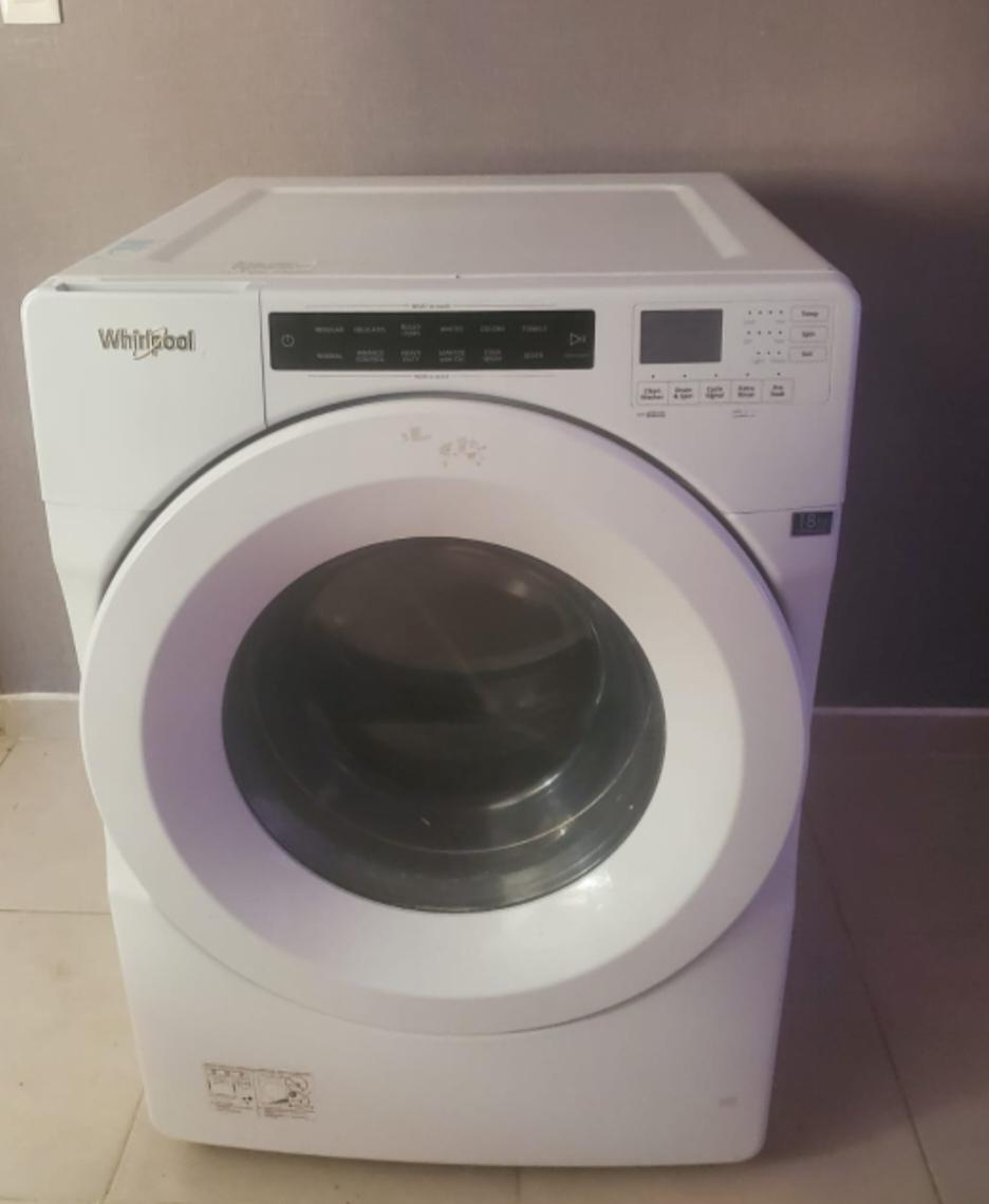 Lavadora automática Whirlpool de 36 libras  Foto 7281294-2.jpg