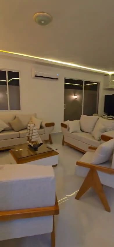 Venta de Villa Nueva amueblada con Terminación de Primera y los mueble Foto 7281658-10.jpg
