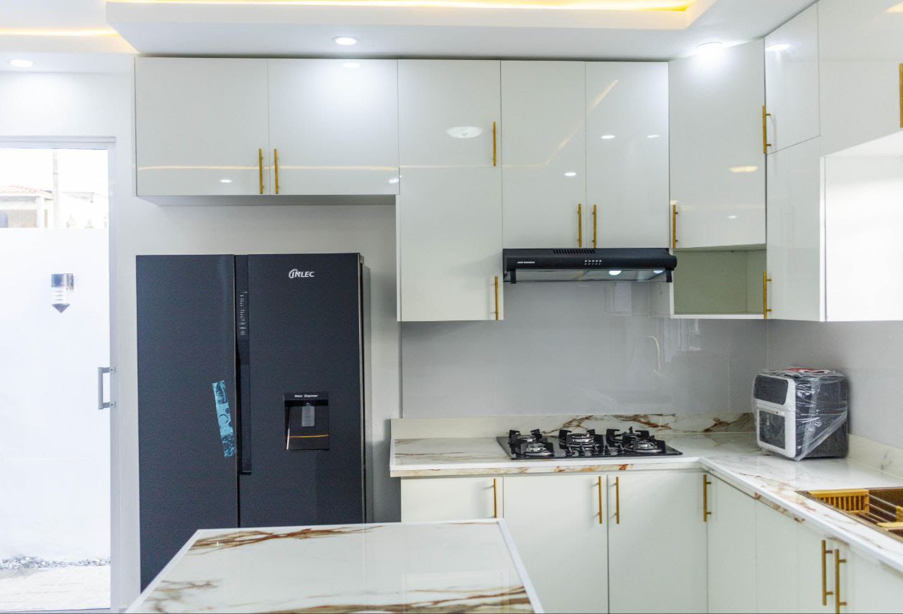 Venta de Villa Nueva amueblada con Terminación de Primera y los mueble Foto 7281658-5.jpg