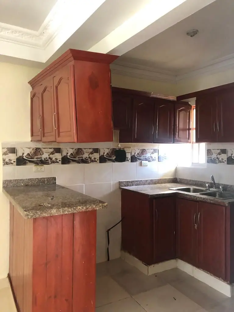 APARTAMENTO EN CUARTO PISO DE OPORTUNIDAD. Foto 7281755-2.jpg