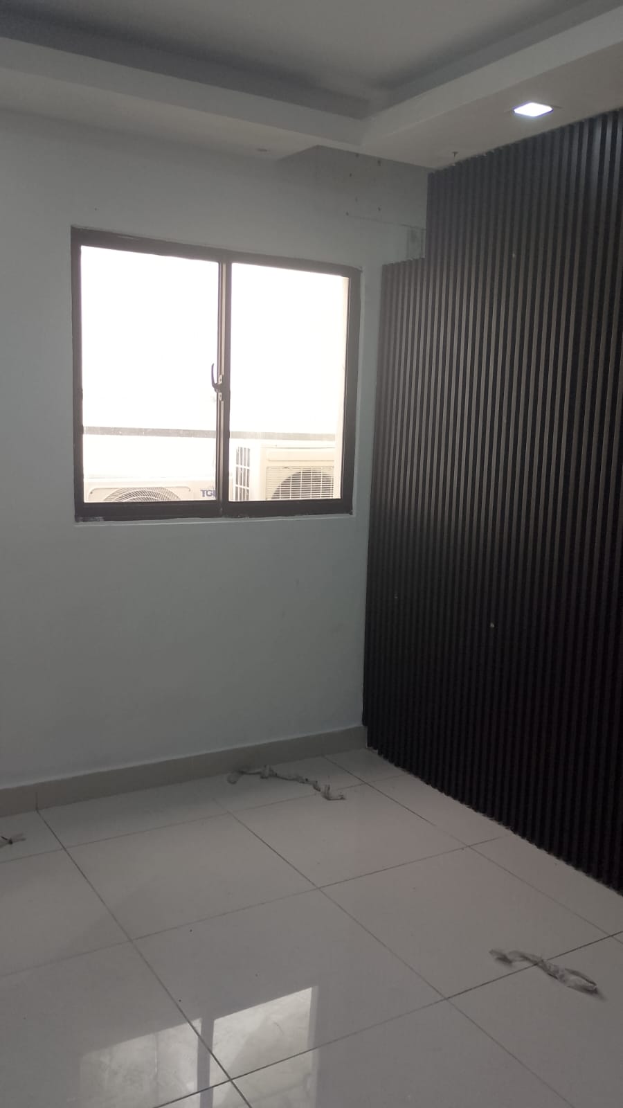 Alquilo Local Comercial Preparado para dealer de Vehículo ubicado en e Foto 7281800-3.jpg